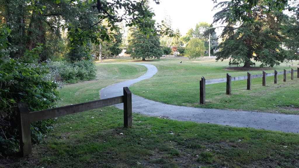 Miller Park Off-Leash Area | 871 Oakview St, Coquitlam, BC V3J 4T6, Canada