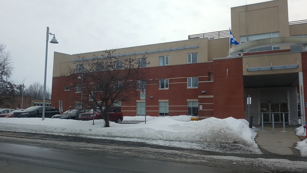 CHSLD Jean-Louis-Lapierre | 199 Rang Saint Pierre, Saint-Constant, QC J5A 2N8, Canada | Phone: (450) 632-4451