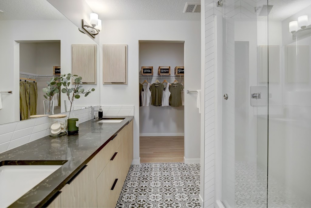 Carrington Square - Cedarglen Living | 60 Carrington Plaza NW, Calgary, AB T3B 0P1, Canada | Phone: (403) 763-9137