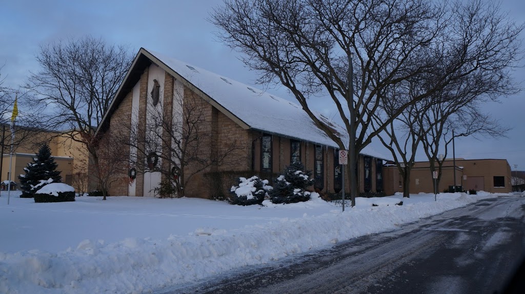 Holy Rosary Church | 287 Plains Rd E, Burlington, ON L7T 2C7, Canada | Phone: (905) 634-7441