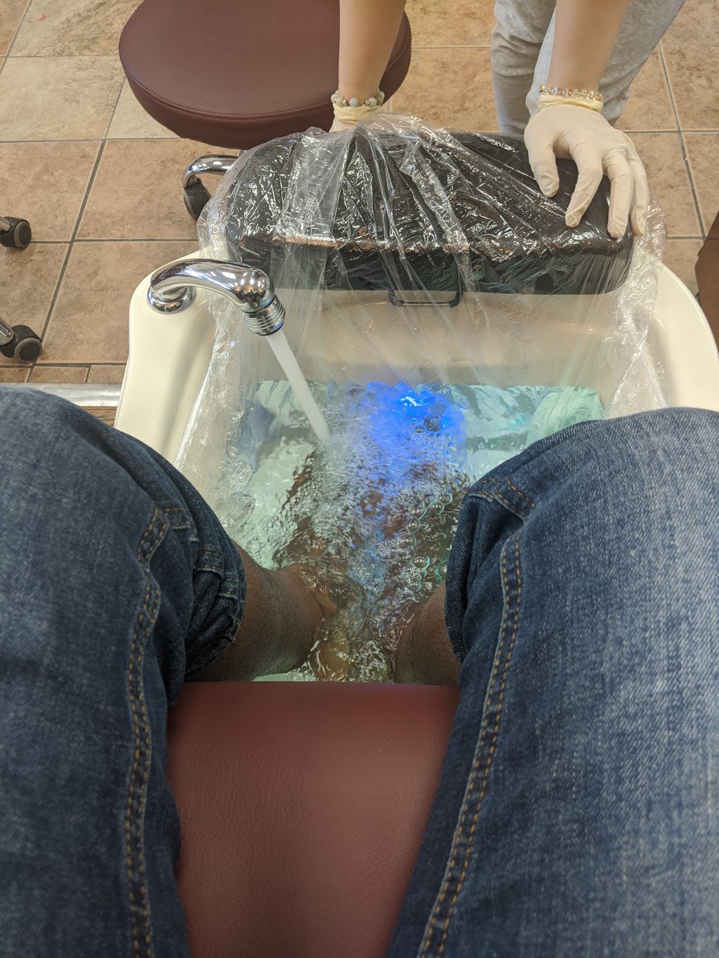 Danny Nails & Spa | 500 Hazeldean Rd #110, Kanata, ON K2L 2B5, Canada | Phone: (613) 836-8819