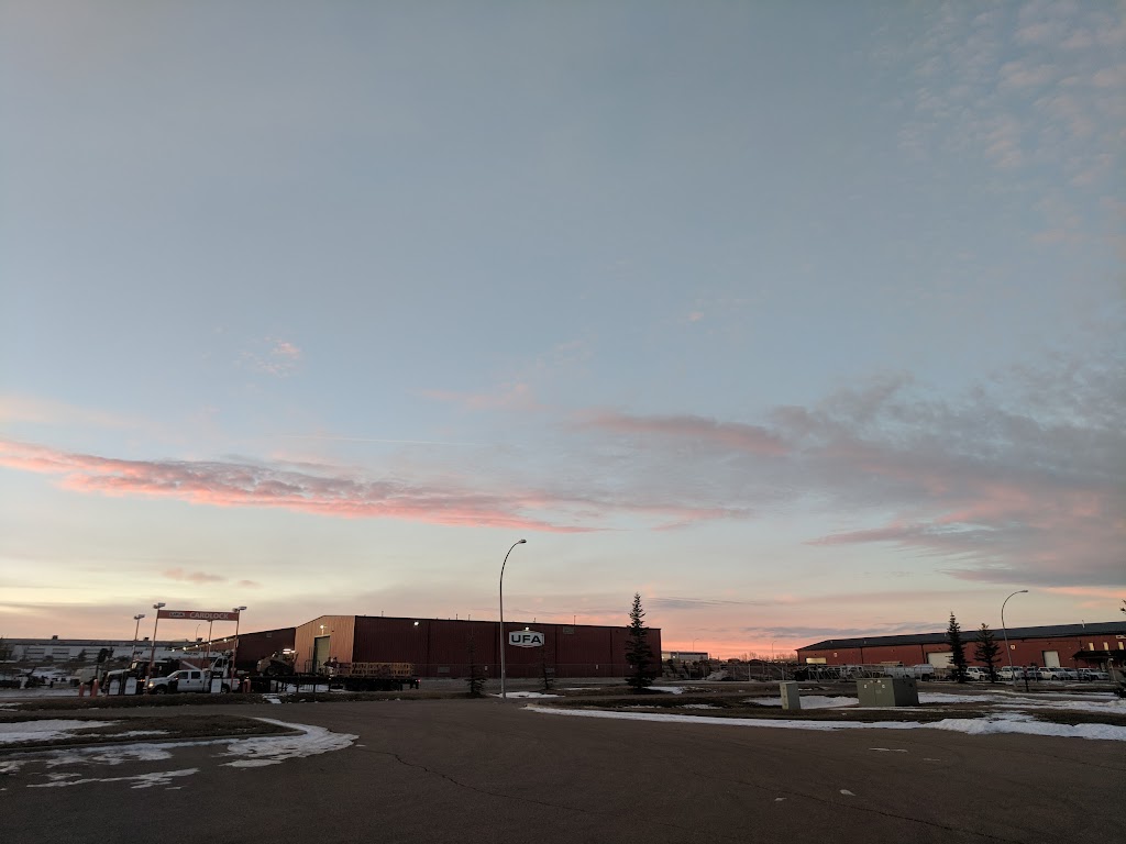 Red Deer UFA Farm & Ranch Supply Store | 204 Burnt Ridge Rd, Red Deer, AB T4S 2L4, Canada | Phone: (403) 356-3800