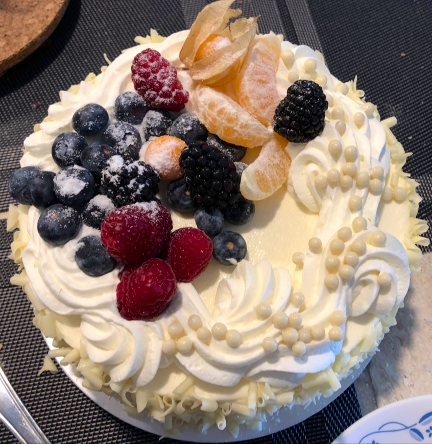 La Patisserie Fine Cakes & Pastries Inc. | 300 Gage Ave #11, Kitchener, ON N2M 3C8, Canada | Phone: (519) 744-4084