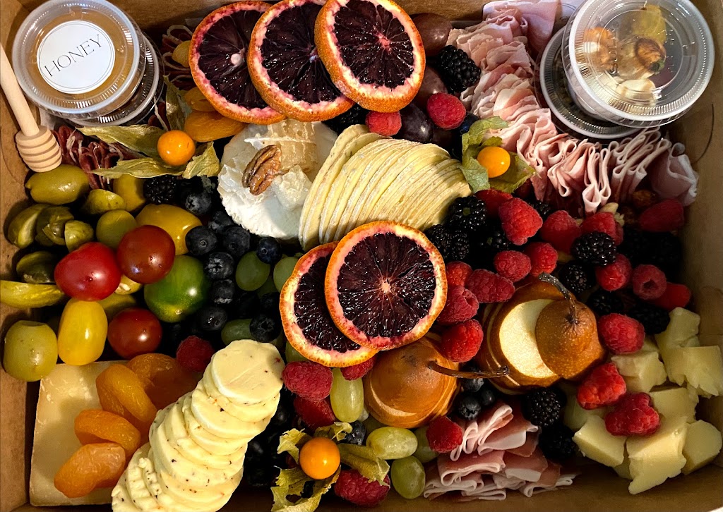 JAM & Co. Luxury Picnics and Events | 1605A Dogwood Ave, Comox, BC V9M 2X9, Canada | Phone: (250) 207-7076