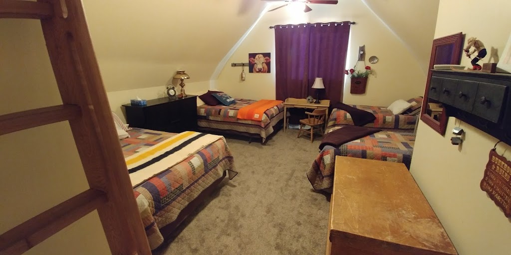 Country Barn B & B | 318 5 Ave, Stirling, AB T0K 2E0, Canada | Phone: (403) 756-3366