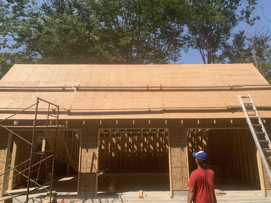 Exquisite roofing | McGuire Rd #12, Penetanguishene, ON L9M 1C9, Canada | Phone: (705) 433-2677