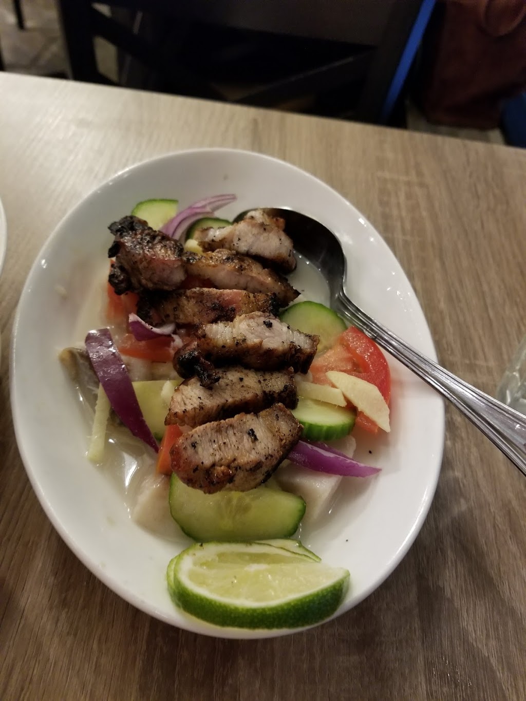 Bellas Lechon | 848 Burnhamthorpe Rd W #2B, Mississauga, ON L5C 2S3, Canada | Phone: (905) 232-8888