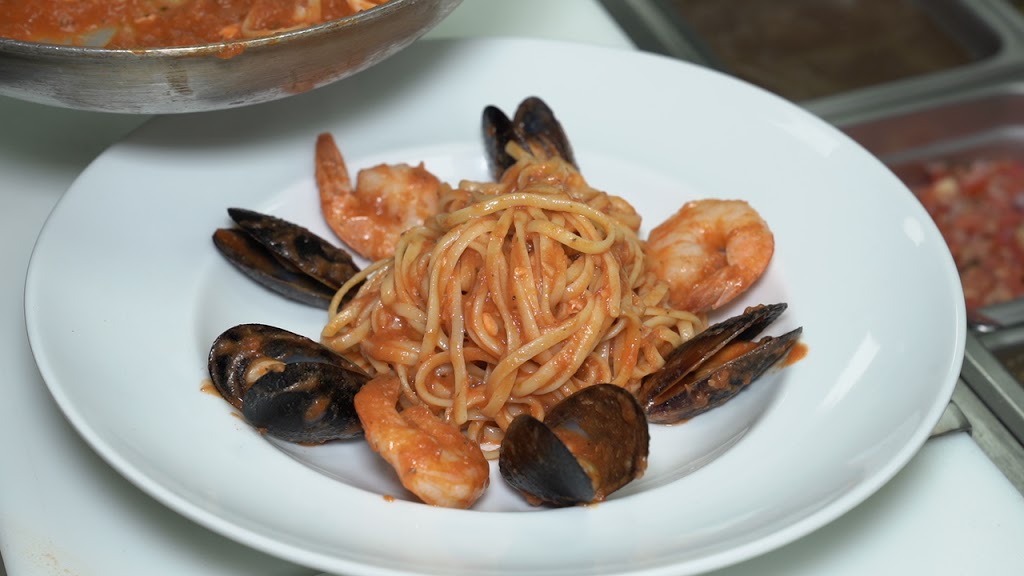 Hardy Johns Bar & Grill | 50 Taunton Rd E Unit 1, Oshawa, ON L1G 3T7, Canada | Phone: (905) 240-4800