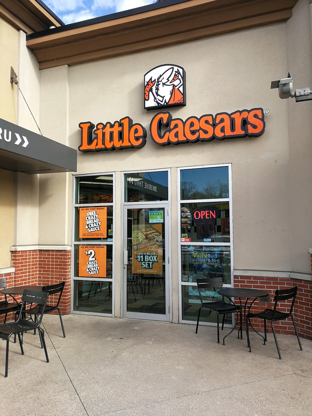 Little Caesars Pizza | 3920 Dougall Ave, Windsor, ON N9G 1Z2, Canada | Phone: (519) 972-5756