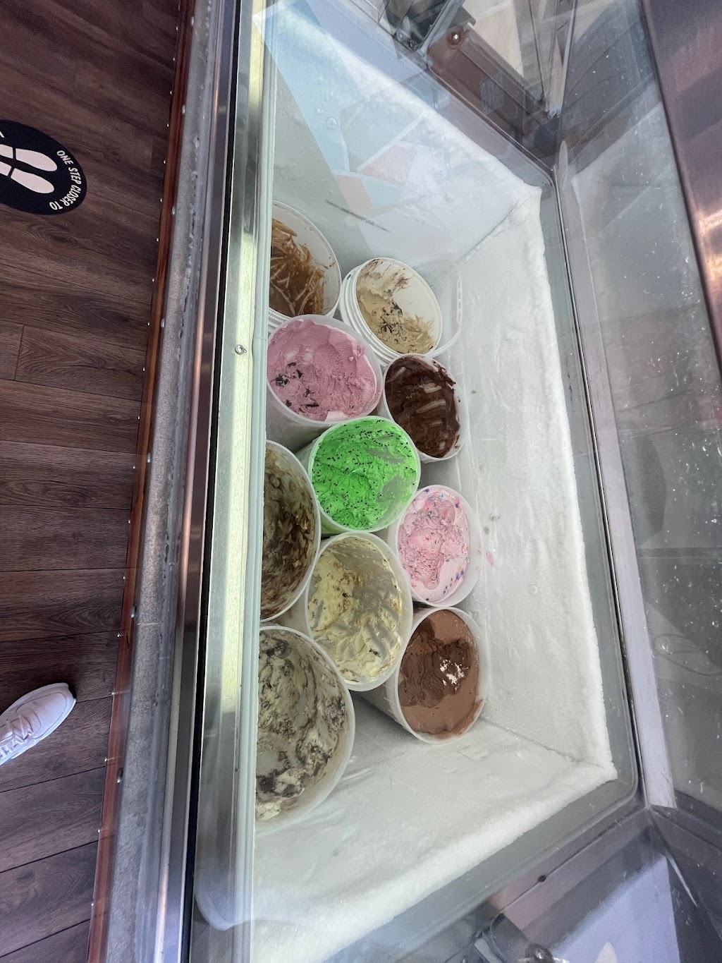 The Ice Box St.Thomas | Pinafore Park, St Thomas, ON N5R 1H7, Canada | Phone: (226) 289-2235