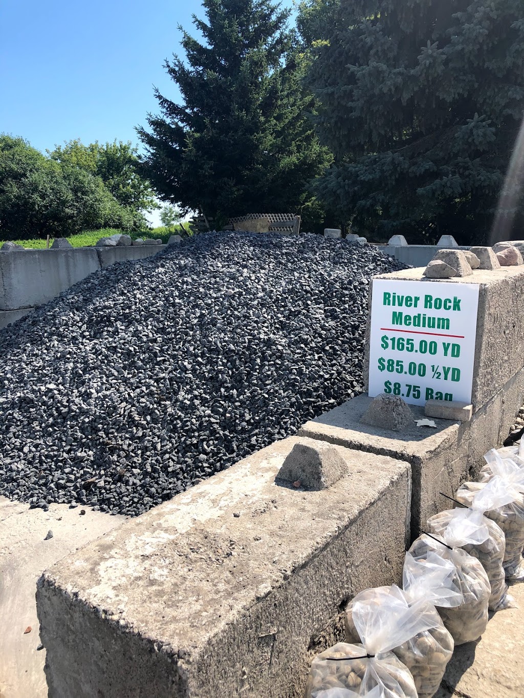 OFlahertys Landscape Supply | 1675 Victoria St W, Whitby, ON L1P 2B3, Canada | Phone: (905) 666-4263