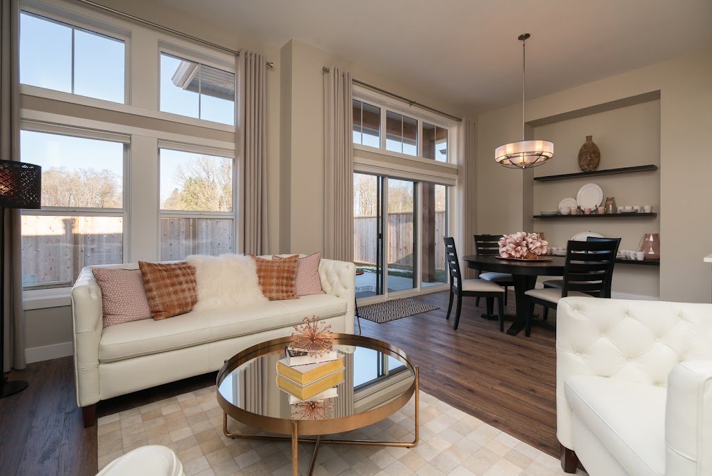 Thomas Crossing | 46110 Thomas Rd, Chilliwack, BC V2R 5W6, Canada | Phone: (604) 991-5059