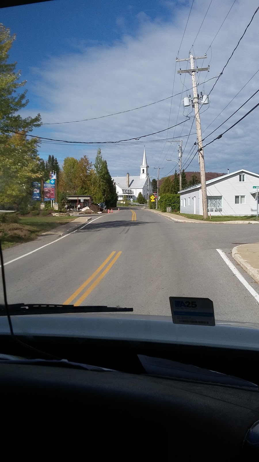 Paysagiste Michel Foster (S E C) | 2 Rue de lÉlan, Sainte-Marguerite-du-Lac-Masson, QC J0T 1L0, Canada | Phone: (450) 228-3007