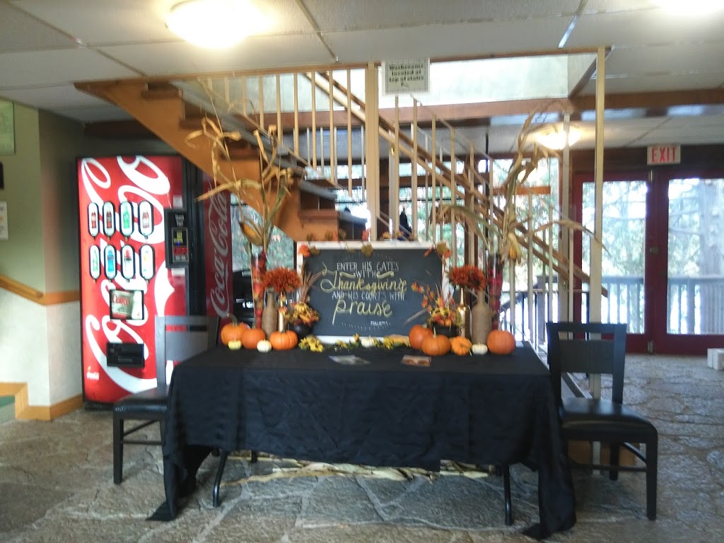 Riverside Dining Hall | 1124 Canal Rd, Brechin, ON L0K 1B0, Canada