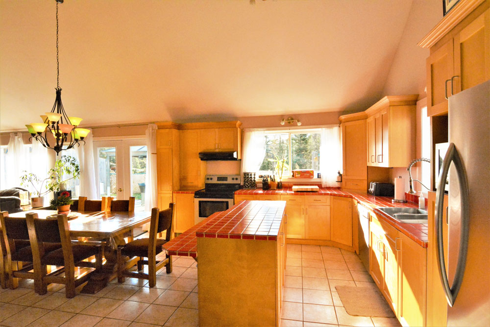 Chalet Spa Le Lagon Bleu | 3305 Rue Balanger, Val-David, QC J0T 2N0, Canada | Phone: (877) 560-8060