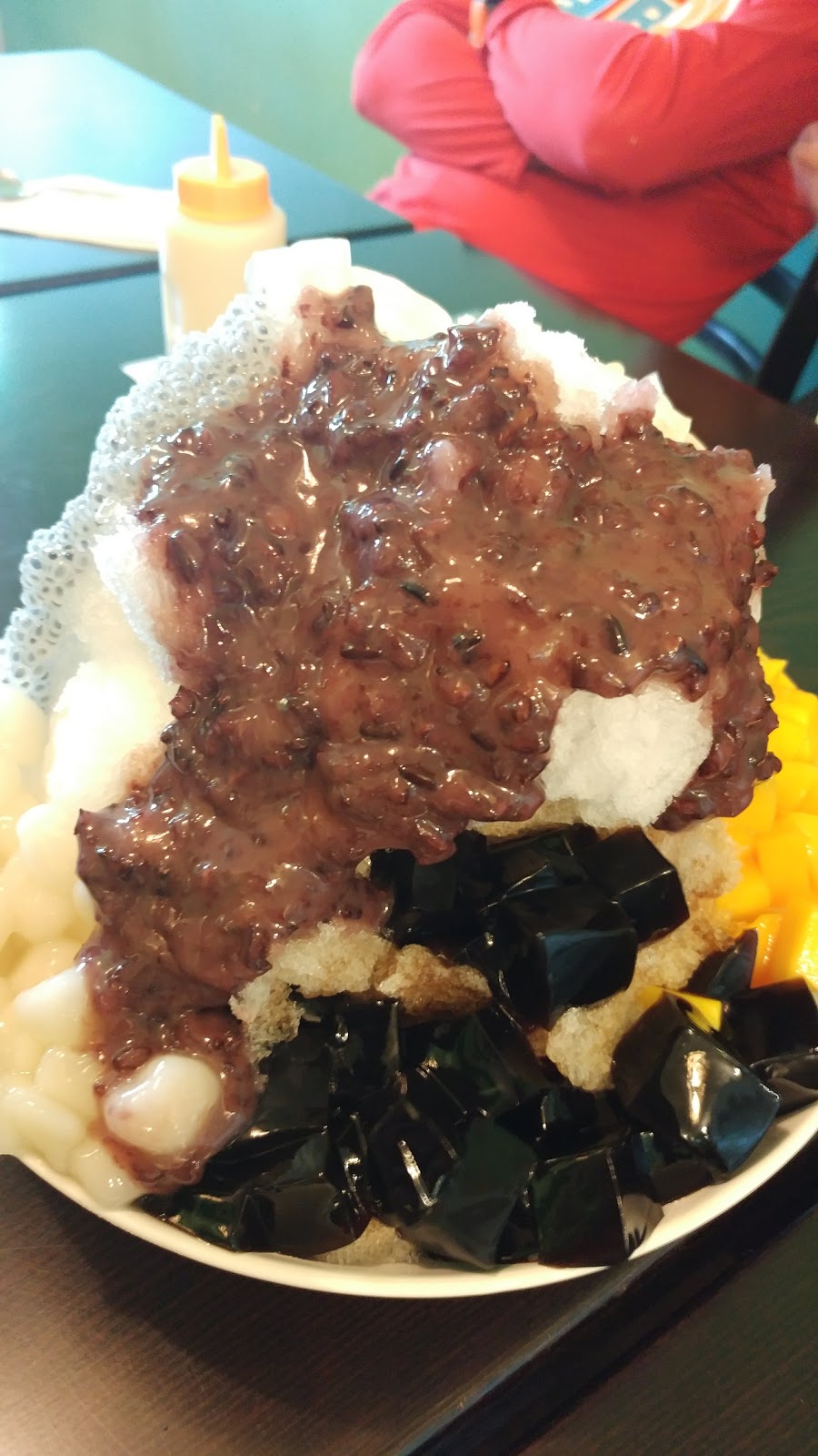 Icy Bar Knight 利源冰店 | 1475 Kingsway, Vancouver, BC V5N 2R6, Canada | Phone: (778) 379-8288
