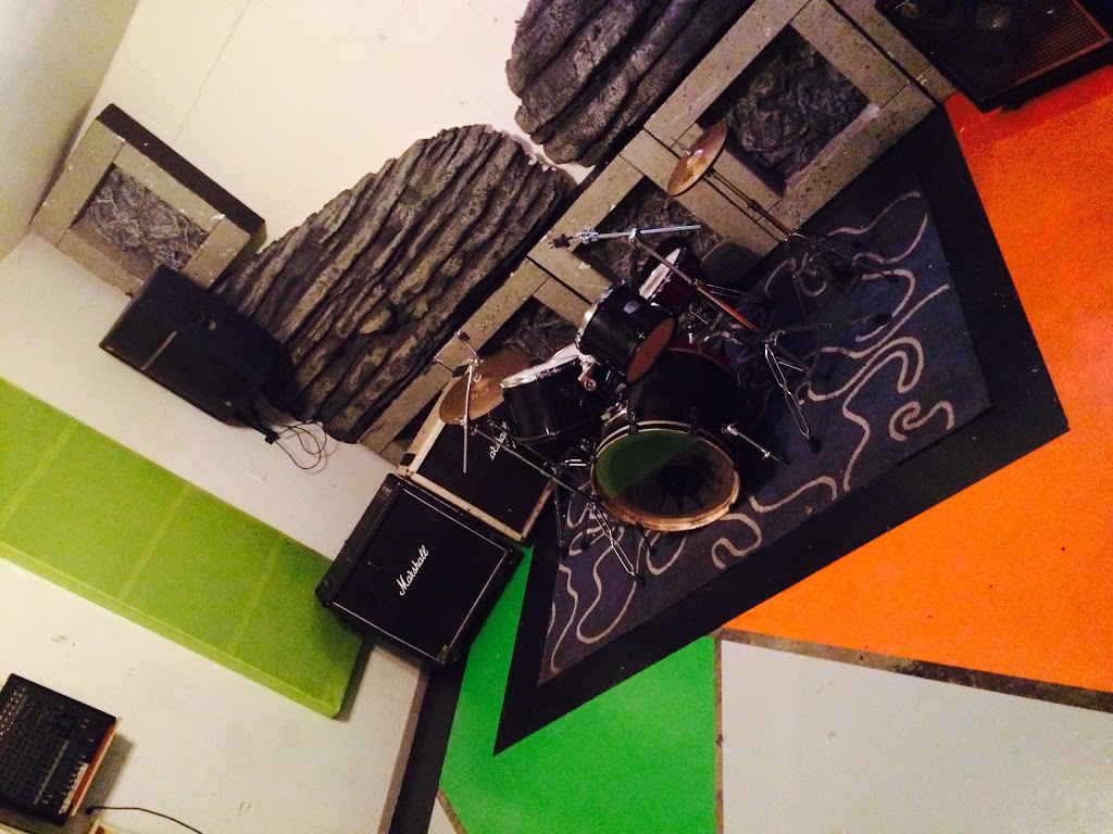 Charts Music | 6930 Macpherson Ave, Burnaby, BC V5J 1L7, Canada | Phone: (604) 436-9397