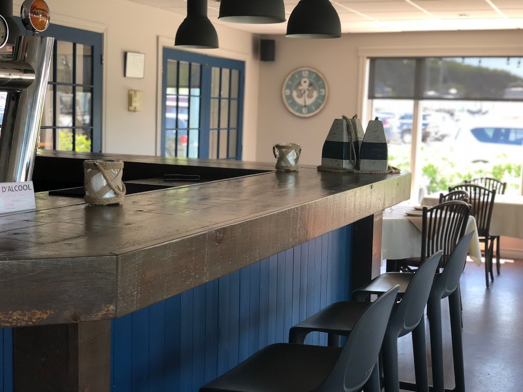 Les Flibustiers | 4685 Rue Saint-Laurent, Lévis, QC G6V 8M9, Canada | Phone: (418) 837-8588