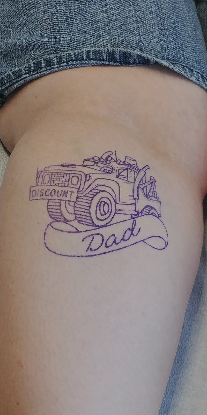 Black Rabbit Tattoo Studio | 3246 Saint Johns Street, Port Moody, BC V3H 0C1, Canada | Phone: (604) 917-0262
