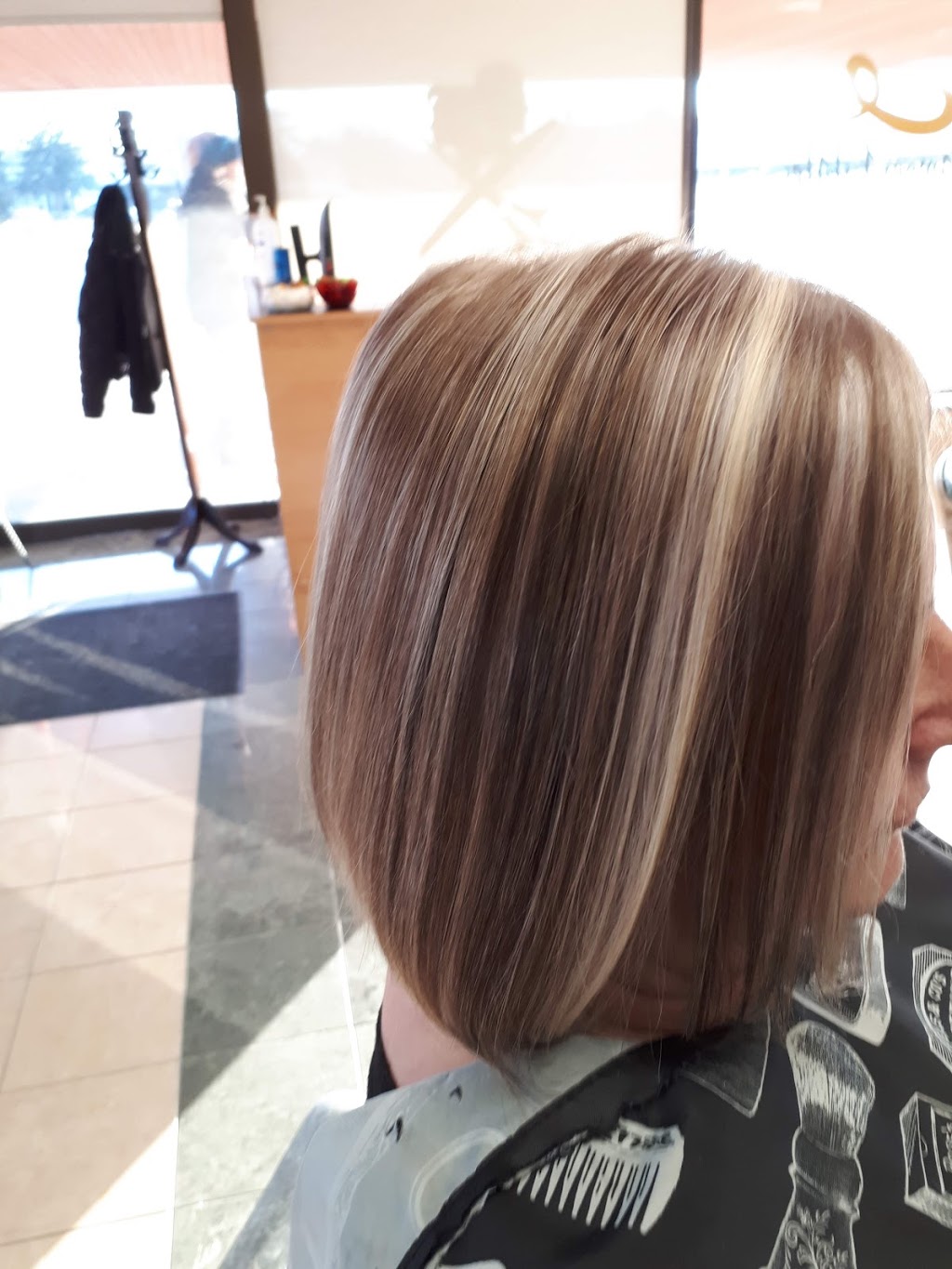 Campus Estates Hairstyling | 35 Harvard Rd, Guelph, ON N1G 3A2, Canada | Phone: (519) 823-2310