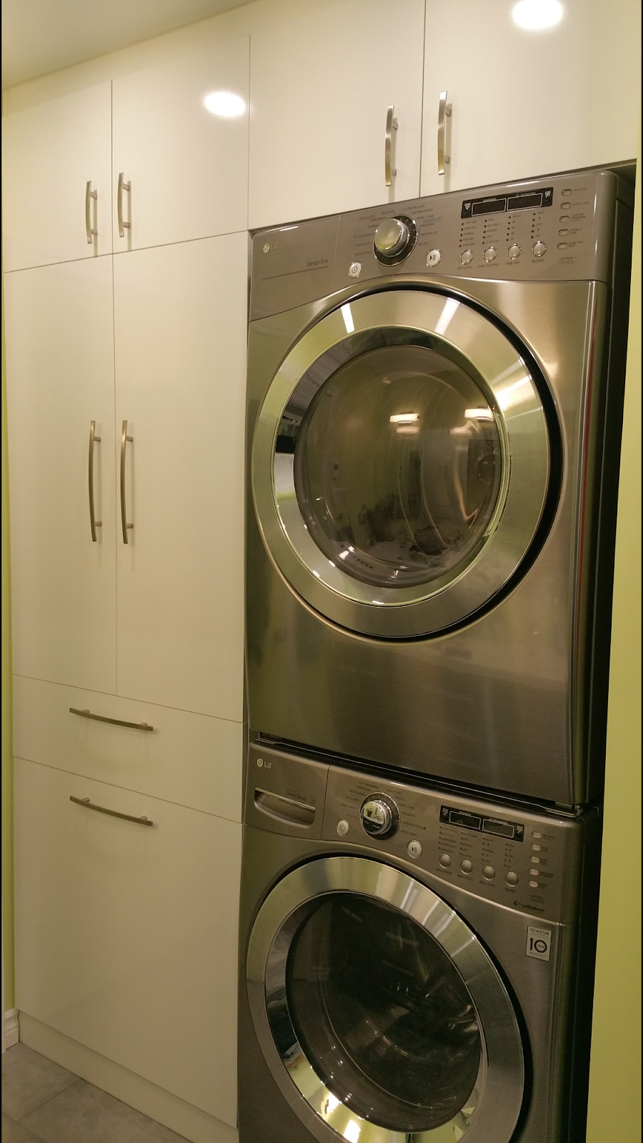 Armoire de cuisine4444 | 1023 QC-104, Dunham, QC J0E 1M0, Canada | Phone: (450) 266-4444