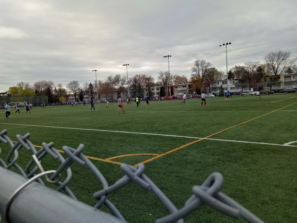 Louisbourg Park | Ahuntsic-Cartierville, Montreal, QC H4J, Canada