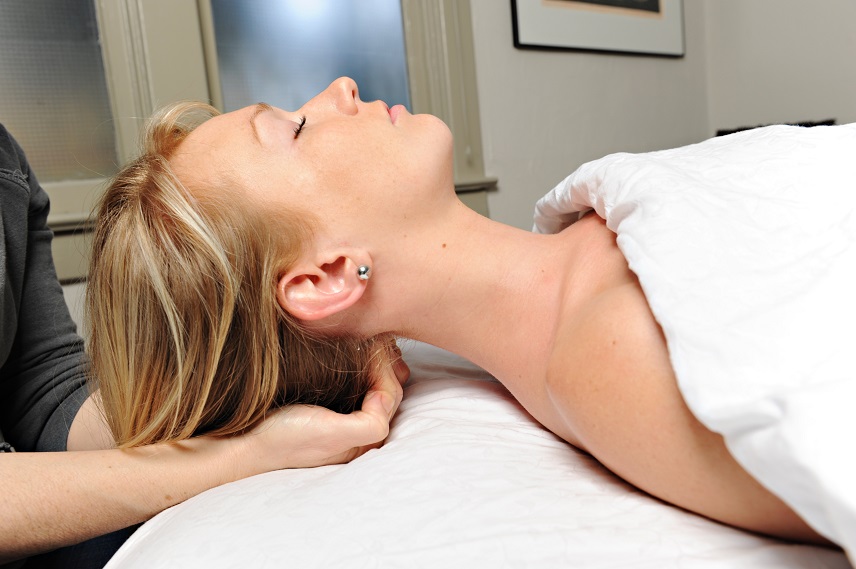 ViVi Therapy Massage & Acupuncture Clinic and Supply Store | 1976 Oak Bay Ave, Victoria, BC V8R 1E2, Canada | Phone: (250) 298-4484