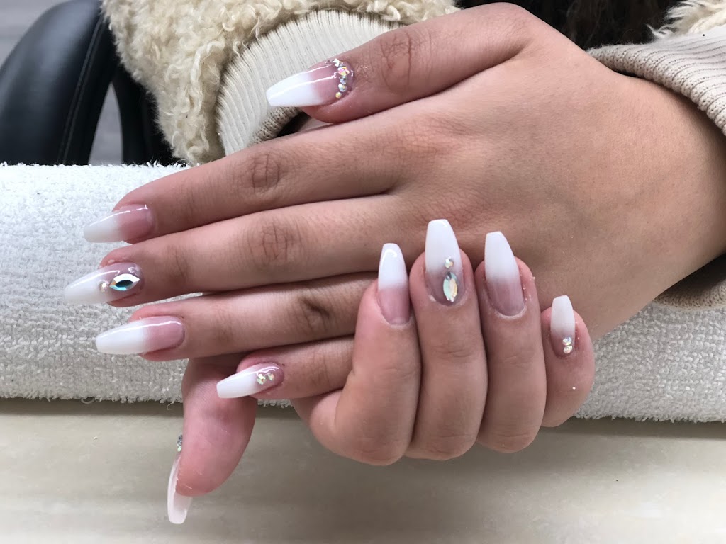 STAR NAILS | 84 King St W, Bowmanville, ON L1C 1R4, Canada | Phone: (905) 419-8484
