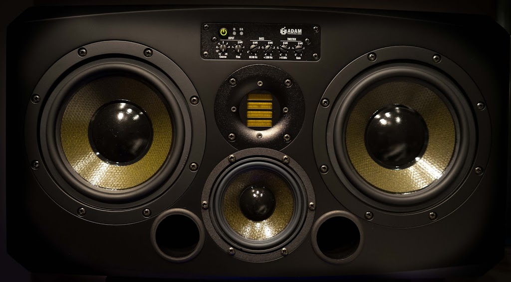 MH Studios Toronto | 1714 Eglinton Avenue West Ground Floor, Toronto, ON M6E 2H5, Canada | Phone: (647) 848-7351