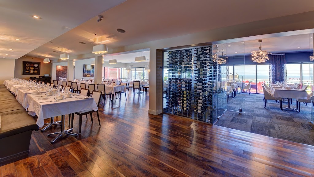 Restaurant/ Salle à manger La Griffe | 171 Rue Fraser, Rivière-du-Loup, QC G5R 1E2, Canada | Phone: (418) 867-2554