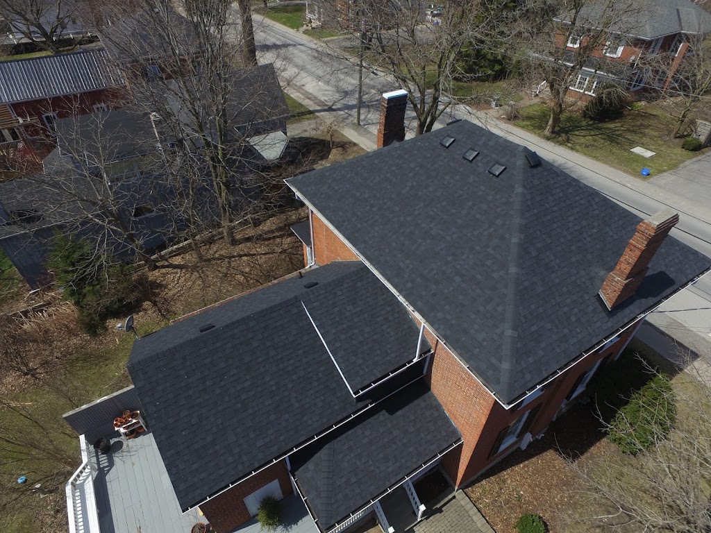 Flawless Roofing | 121 Dundas St E, Belleville, ON K8N 1C3, Canada | Phone: (613) 403-1838