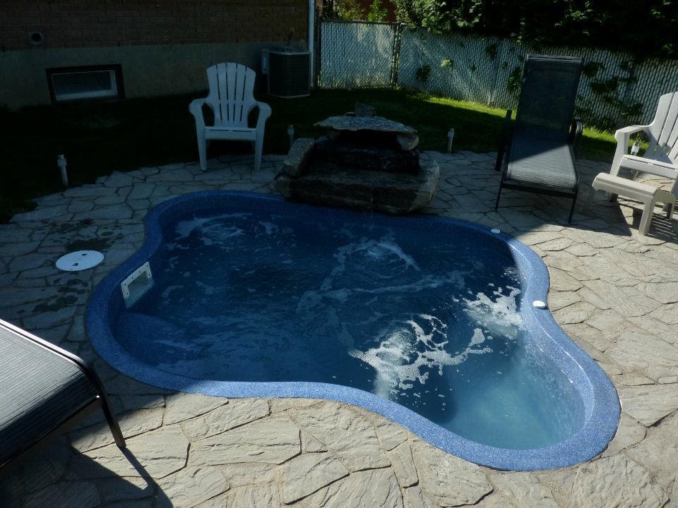 Piscine Le Gardeur Inc | 612 Rang de lAchigan S, LÉpiphanie, QC J5X 4A4, Canada | Phone: (450) 589-6609