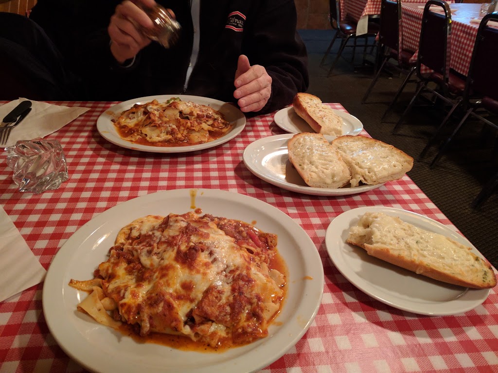 House Of Lasagna | 984 Merivale Rd, Ottawa, ON K1Z 6A4, Canada | Phone: (613) 728-9700