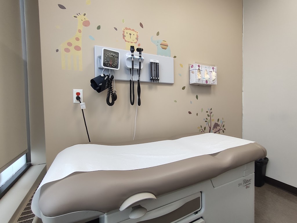 Mountain View Medical Centre - Glenmore Trail | 1011 Glenmore Trail SW #100, Calgary, AB T2V 4R6, Canada | Phone: (403) 692-0233