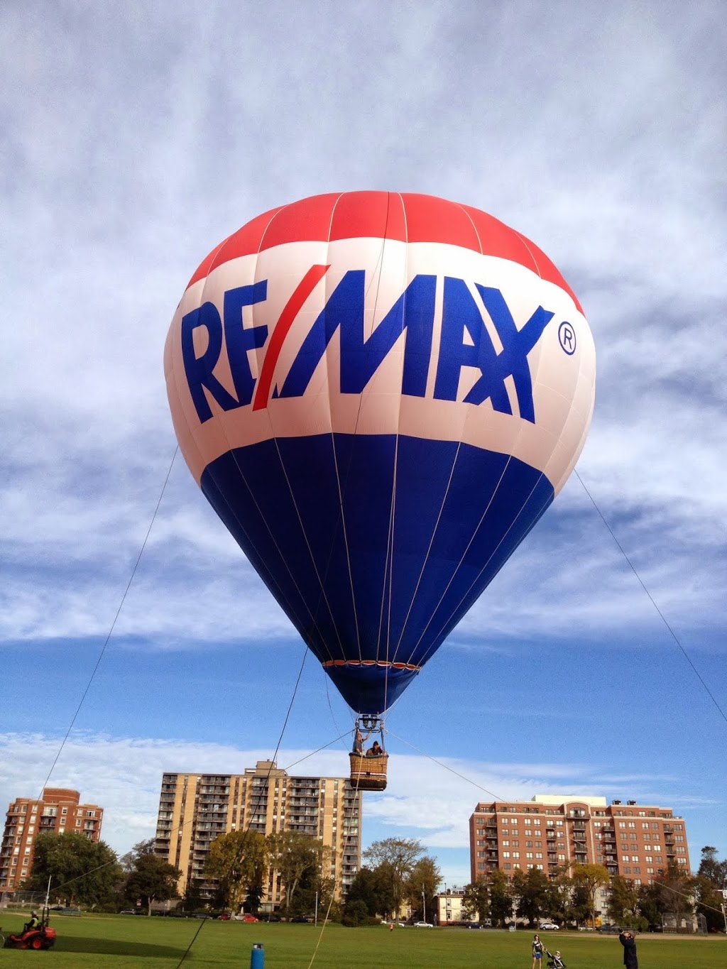 Stacey Devoe RE/MAX nova 6363 Lady Hammond Rd, Halifax, NS B3K 2S2