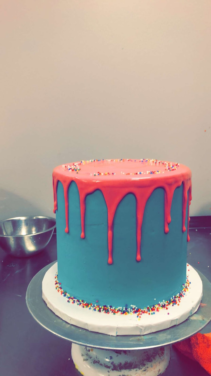 Frosted Baked Goods | 37 Queen St S, Tottenham, ON L0G 1W0, Canada | Phone: (647) 207-0453