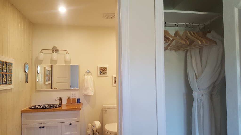 Orange Bicycle Guesthouse and Gardens | 5 Warner Bay Rd, Tobermory, ON N0H 2R0, Canada | Phone: (519) 783-1383