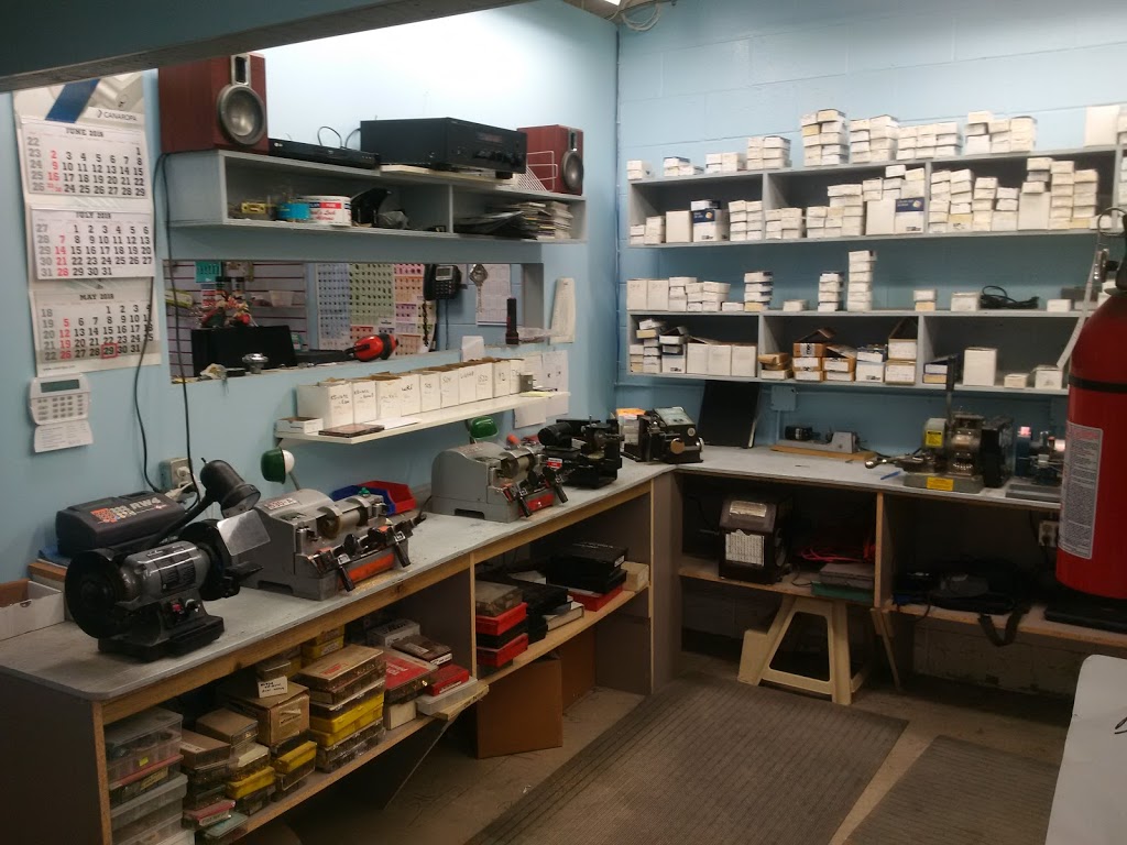 Pauls Lock & Security Systems | 461 Dunlop St W Unit #8, Barrie, ON L4N 9W3, Canada | Phone: (705) 728-7841