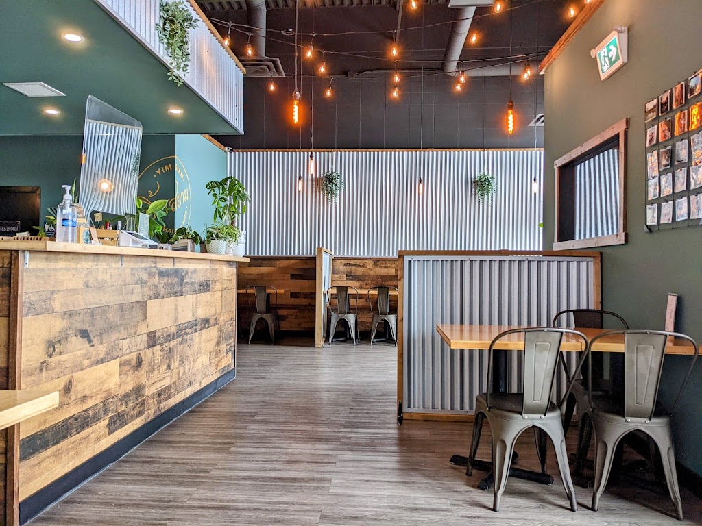 Yim Siam Thai Street Food | 4327 Macleod Trail SW, Calgary, AB T2G 0A3, Canada | Phone: (403) 474-5666