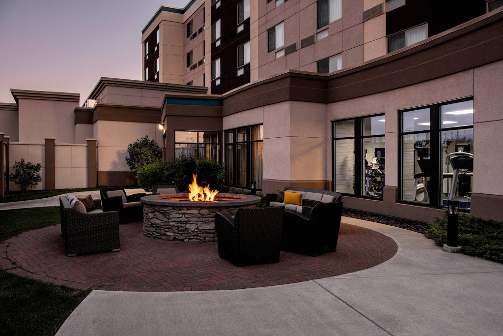 Courtyard by Marriott Edmonton West | 10011 184 St NW, Edmonton, AB T5S 0C7, Canada | Phone: (780) 638-6070
