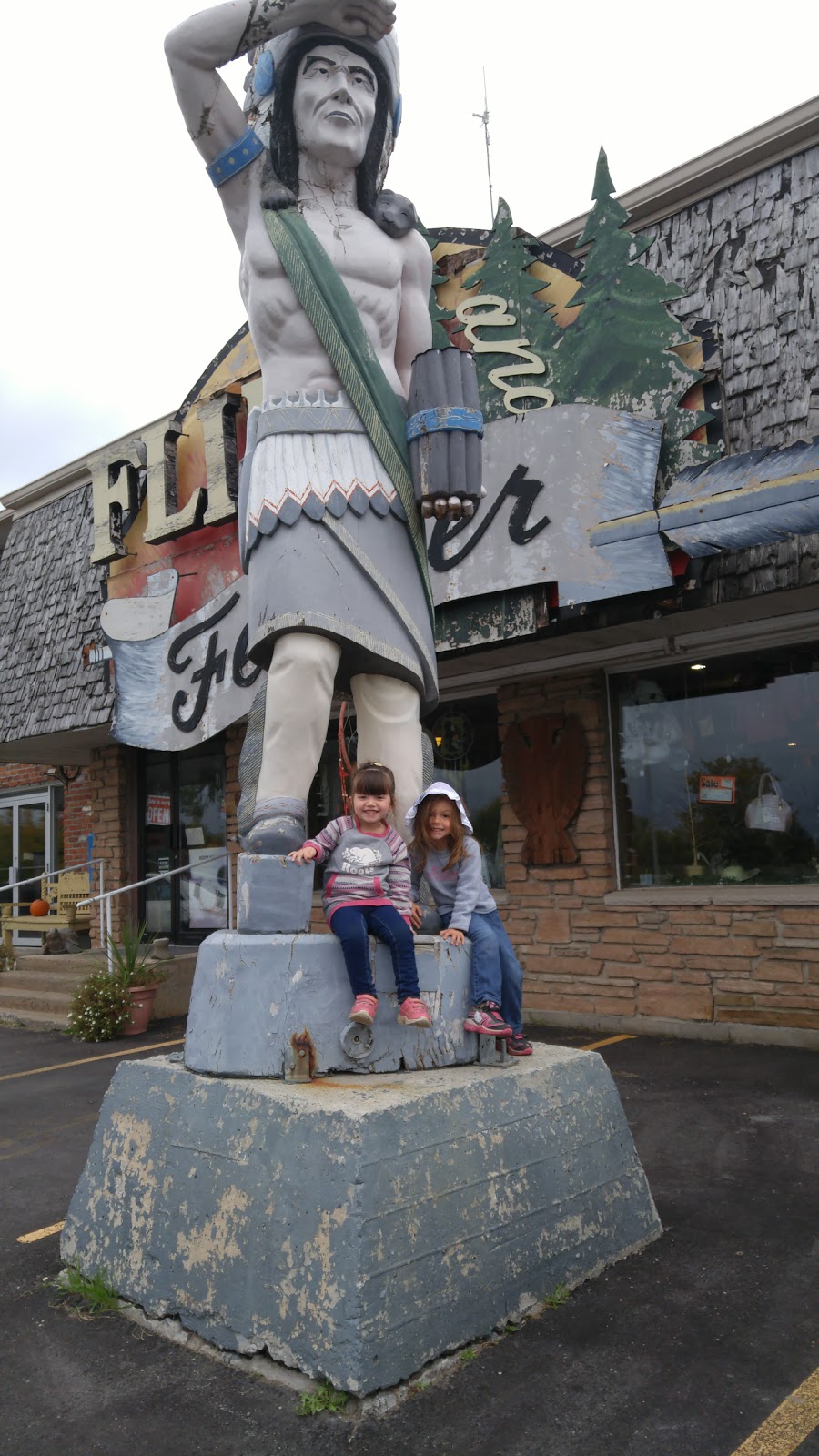 Flint & Feather Trading Post & Art Gallery | 406 ON-49, Deseronto, ON K0K 1X0, Canada | Phone: (613) 396-3700
