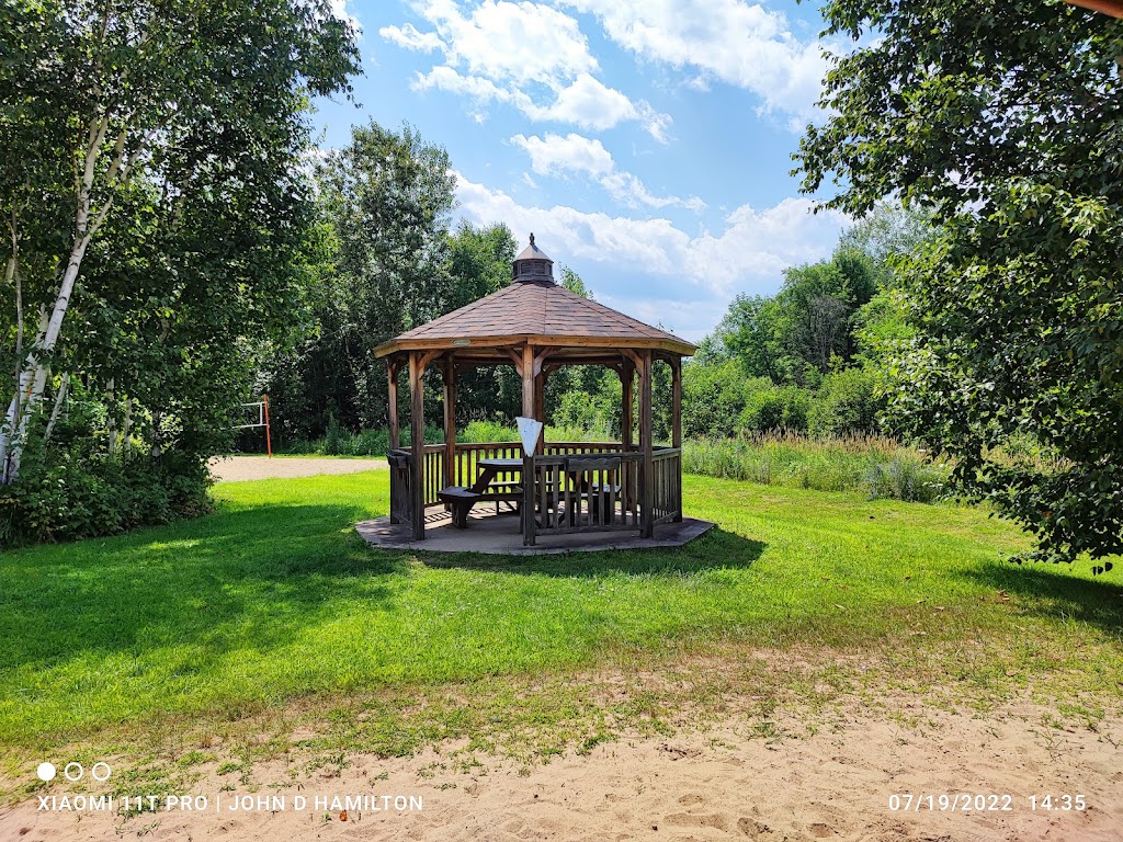 Forest Lea Park | 131 Sufian St, Pembroke, ON K8A 6W6, Canada | Phone: (613) 735-6291