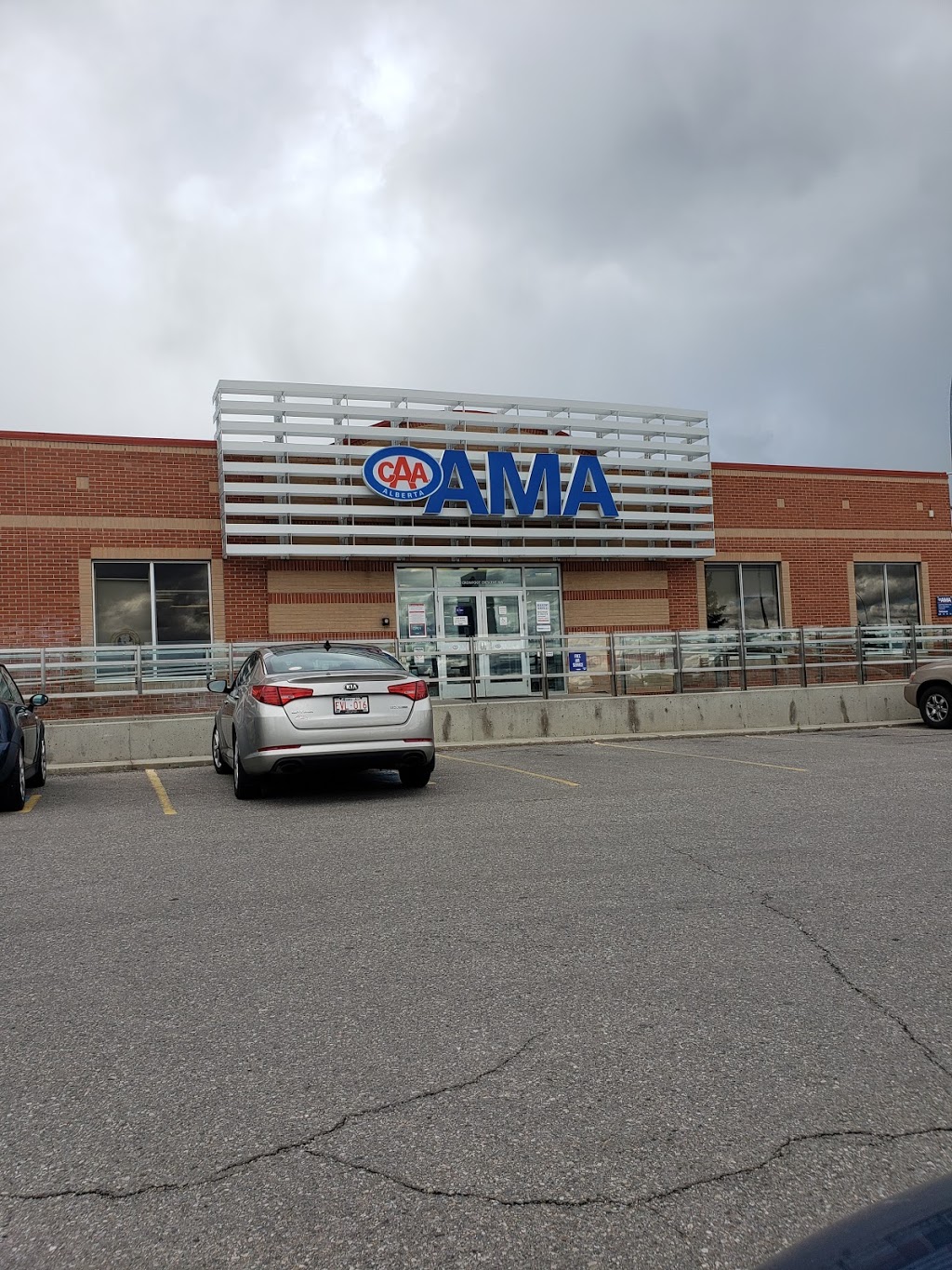 AMA - Alberta Motor Association | 220 Crowfoot Crescent NW, Calgary, AB T3G 3N5, Canada | Phone: (403) 239-6644