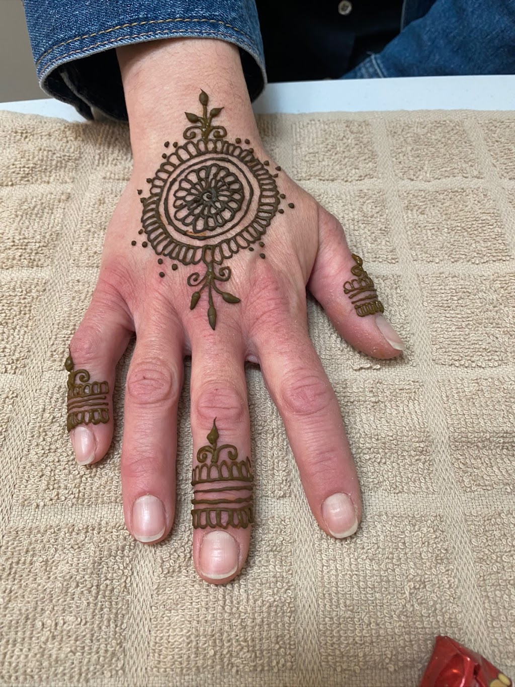 The Threading Place | 38 Hurdis Way, Carleton Place, ON K7C 0L3, Canada | Phone: (613) 879-5058