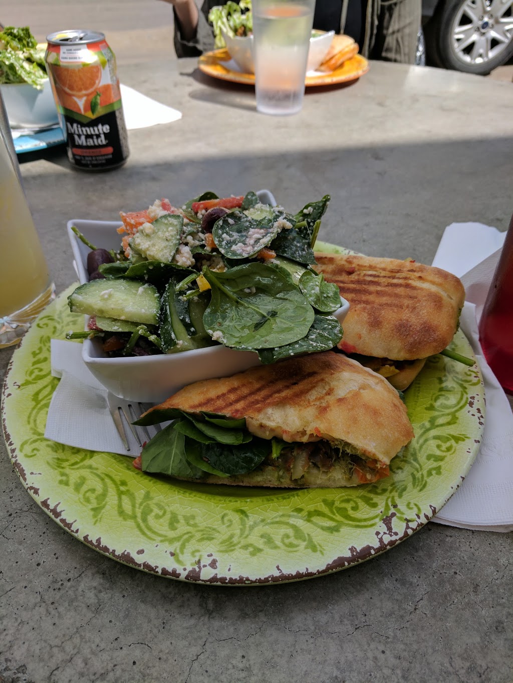 DLish by Tish Cafe | 702 14 St E A, Saskatoon, SK S7N 0P7, Canada | Phone: (306) 652-5483