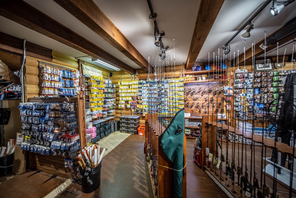 Chasse et Pêche Tremblant | 302 QC-117, Mont-Tremblant, QC J8E 2X3, Canada | Phone: (819) 429-0808