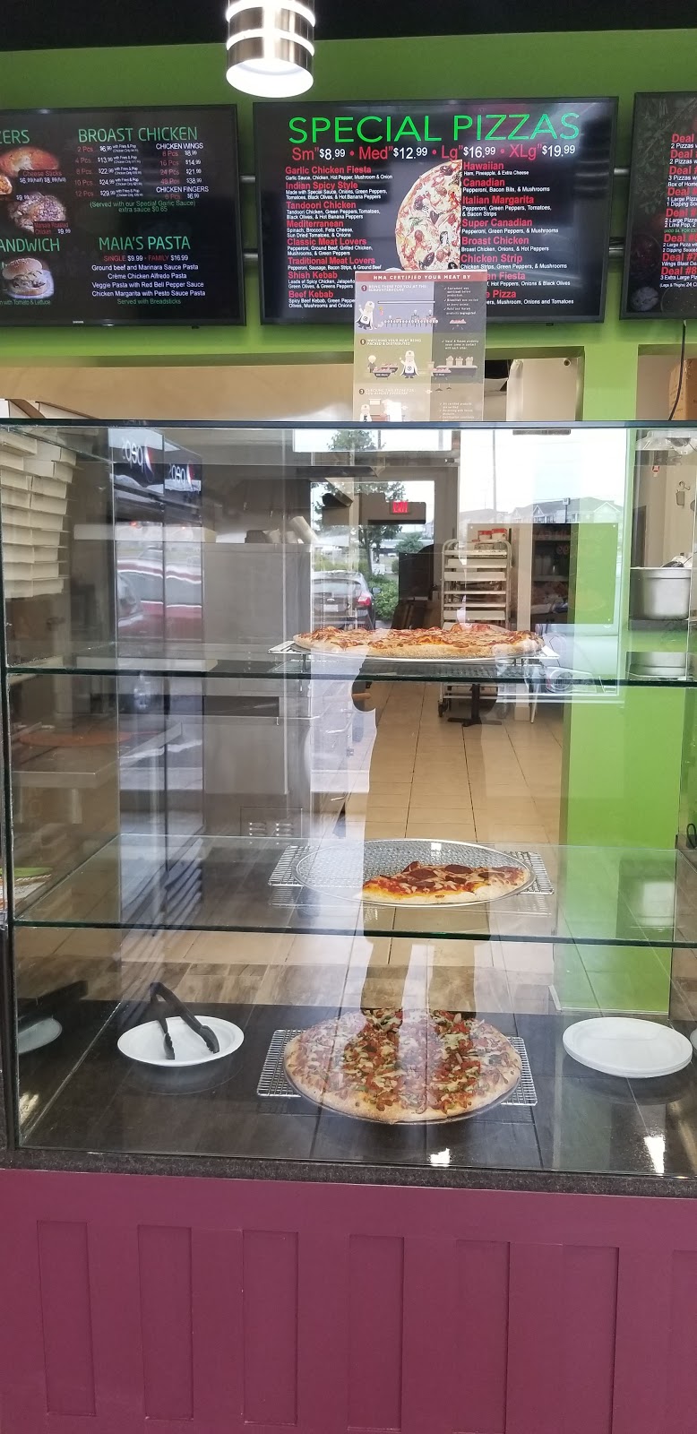 Maia Pizza and Broast | 15 Ashby Field Rd #9, Brampton, ON L6X 0R3, Canada | Phone: (905) 450-9595