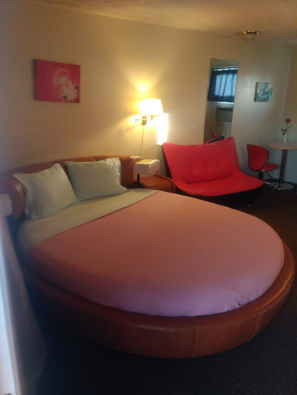 Driftwood Motel | 2754 Niagara Falls Blvd, Niagara Falls, NY 14304, USA | Phone: (716) 692-6650