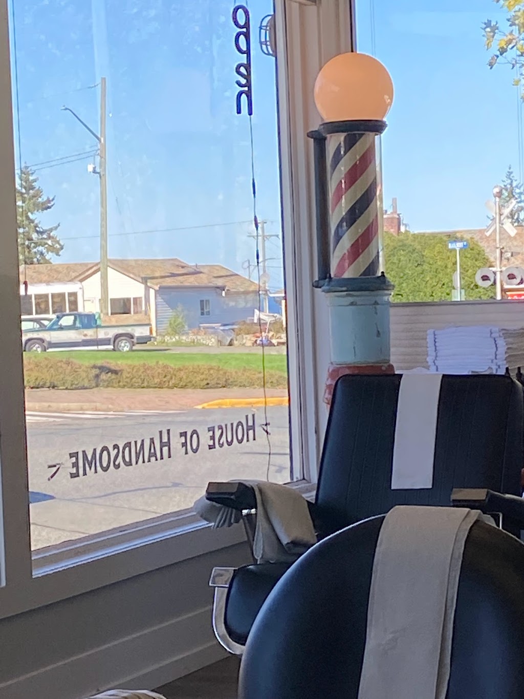 Ocean Pacific Barber Co. | 668 Memorial Ave, Qualicum Beach, BC V9K 1S7, Canada | Phone: (250) 752-0118
