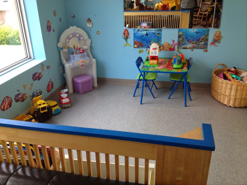 Salon Des Petits Amis (hairdresser For Children) | 3542 Boulevard de la Concorde E, Laval, QC H7E 2B4, Canada | Phone: (450) 668-2647